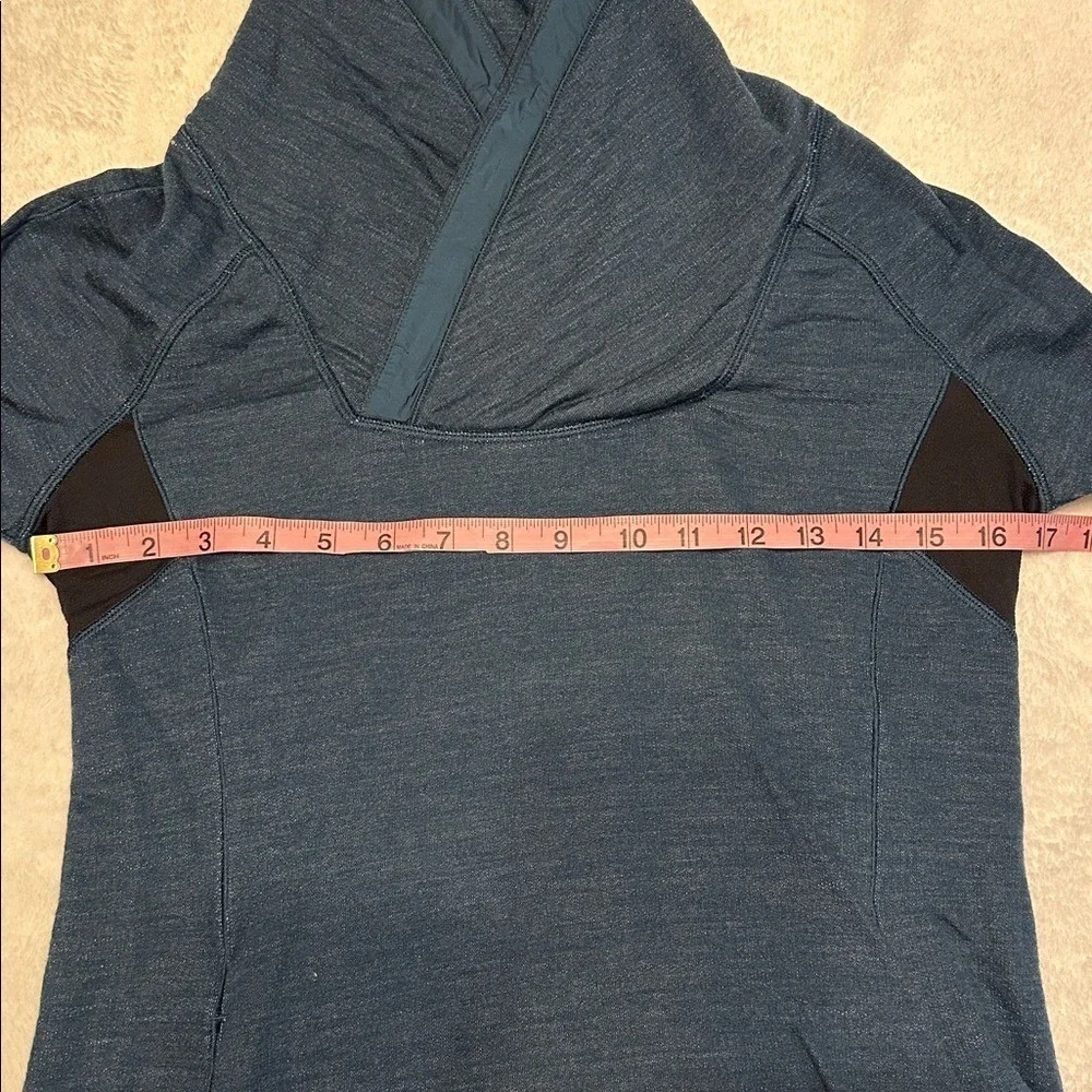 LuLuLemon Womens Wool Fitted Mock Neck Running Hiking Long Sleeve Top 8 Gorpcore